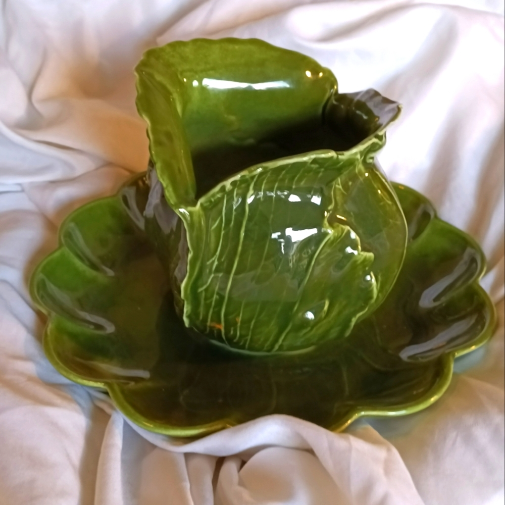 Eft cabbage bowl with attached plate Salinas California